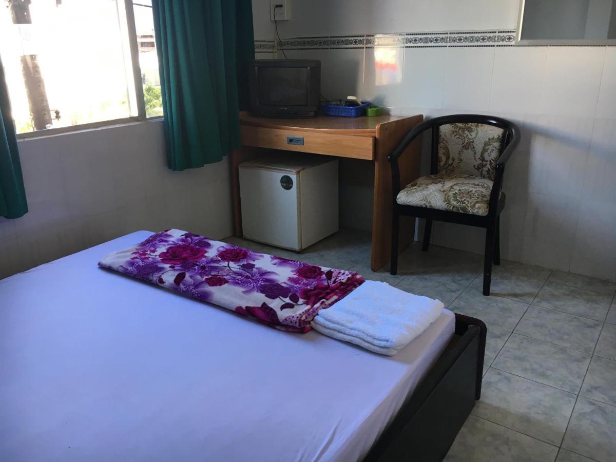 Hotel Khach San Thien Phuc Cà Mau Exterior foto