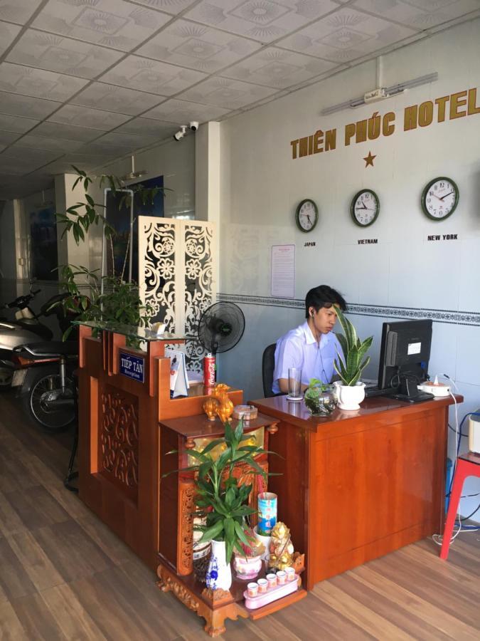 Hotel Khach San Thien Phuc Cà Mau Exterior foto